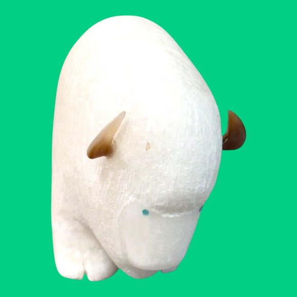 Zuni Hand Carved White Buffalo Fetish Turquoise Eyes Artisan Signed Todd Etsate - Picture 2 of 12